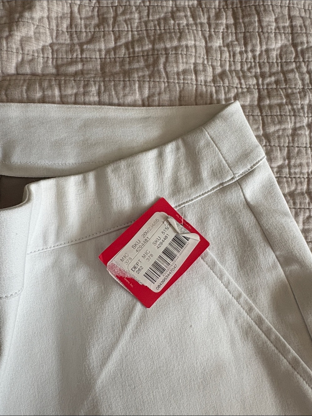 SPANX White Pull On Cream Straight Leg Trousers. Size Large